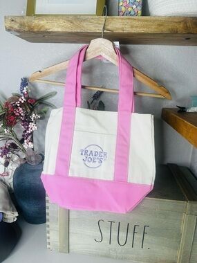 🆕 Trader Joe's Pink & Cream Pastel Canvas Tote Bag